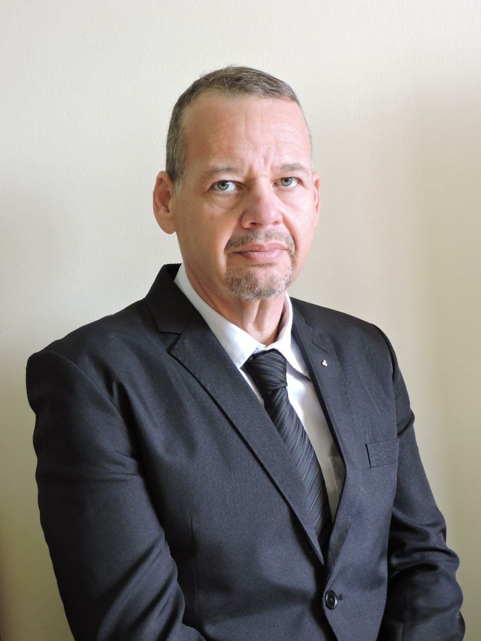 Dr. Luiz Roberto de Faria Pereira